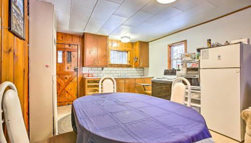 Remote Michigan Retreat on 10 Acres with Grill! - Foto 3