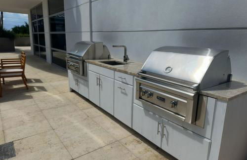 Ocean Front 2BR 2.5BA Lux Condo on Singer Island - Foto 71