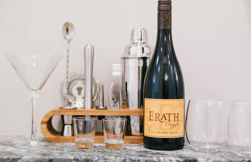 Newly Renovated! Beautiful home with game room. - Foto 10