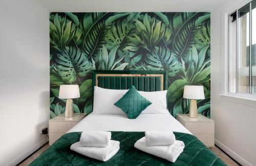 Royal Mile Retreat - Photo 12