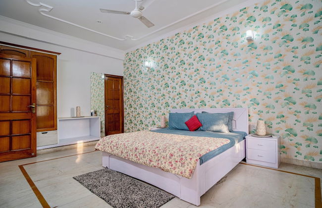 White House By The Ganges - Foto 4