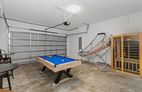 5BR Serenity Tampa Pool and Hot tub - Foto 24