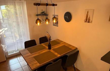 Alpen-Oase - Gemütliche FEWO mit Terrasse - Foto 31