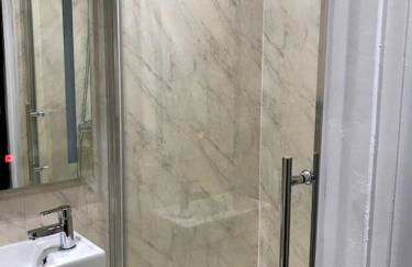 Arniss Lodge - Photo 16