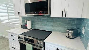 Hi Guest! It’s the upstairs of a cozy duplex. - Foto 4