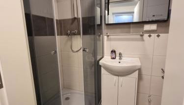 Monteur- und Messezimmer Jelinski Arpke - Foto 3, towels, Shower