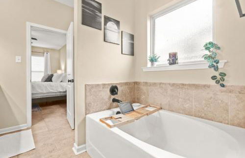 PetFriendlyMid-Term Stays2King Beds&Desk - Foto 19