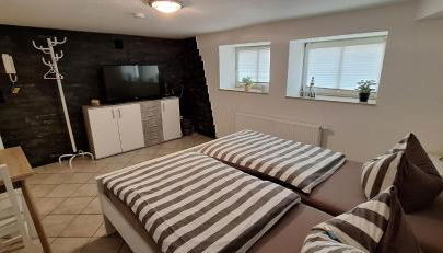 Zimmer im UG direkt in der Innenstadt, Centrum - Foto 2