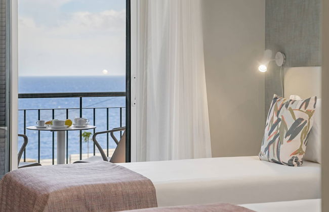 By the Sea, Reis Magos IV - Foto 8