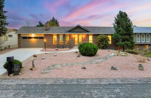 Luxury 5BD Retreat Hot Tub Fire Table Mtn Views - Foto 73