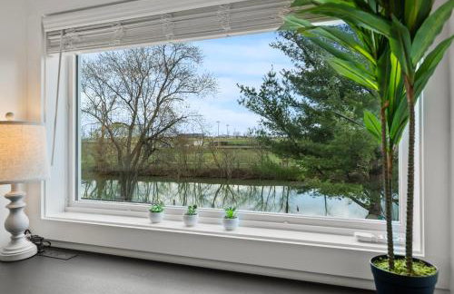 Creekside Stay | Peaceful Cottage | Elkhorn - Foto 42