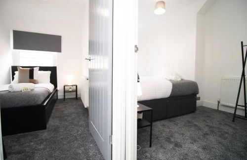 3-Bed Townhouse - Central, Free parking - Foto 22