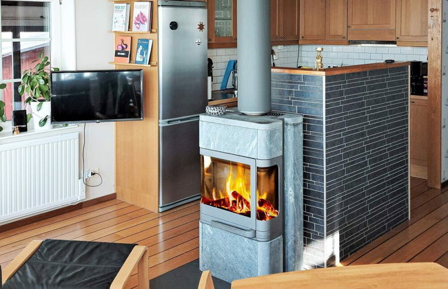 4 Person Holiday Home in Gavle - Photo 7