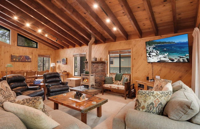 Lake Tahoe Treasure! Minutes From Beach & Skiing - Foto 14