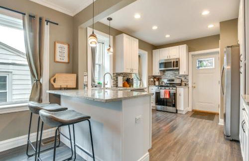 Pet-Friendly Family Apartment - Near NU Campus! - Foto 8