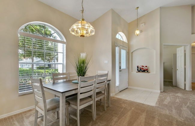 4BR Pool Home in Orange Tree by SHV - Foto 7