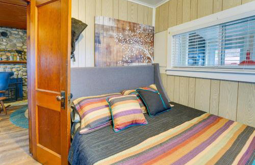 Hunting & Fishing Base! Rustic Otter Lake Cabin - Foto 15