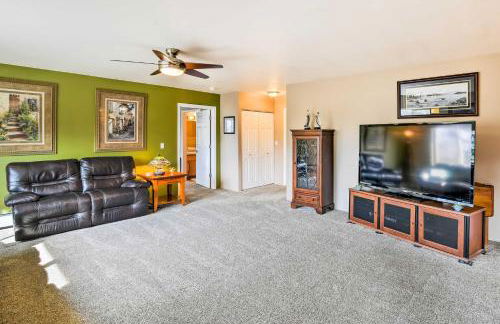 Hillside Anchorage Home by Hiking and Biking Trails! - Foto 2