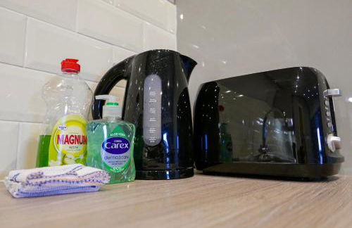 1 bed Apt close to Leeds Arena Sleeps up to 4 people F4 - Photo 8