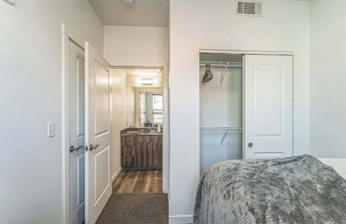 Cozy Stay by Clark Fork River and near DT - Foto 29