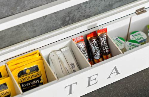 Stylish Four Bed House - 7 Guests - Garden - Parking - Netflix 802W - Foto 17