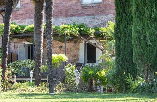 16th Century Townhouse, Large Garden Near Lake, Tuscany and Umbria - Sleeps 18 - Foto 22