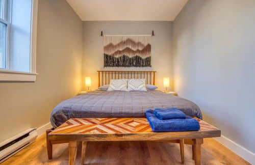 The Sunnyside Stay - Photo 37