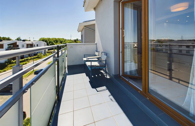 Apartment With Parking Gdynia by Renters - Photo 16