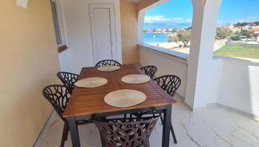 Apartmani Ruzmarin - Foto 3