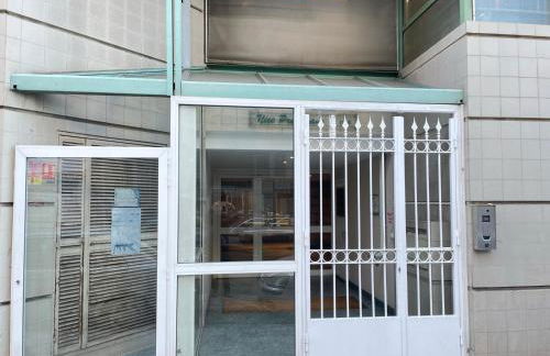 STUDIO SUR LA PROMENADE DES ANGLAIS AVEC VUE MER ORIGINALE À 40 m DE LA PLAGE - Foto 14