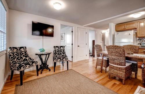 Recently Renovated LBI Apt with Deck on Beach Block! - Foto 7