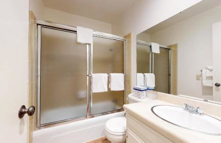 Mammoth Estates Condo - Near Village at Mammoth & Pet Friendly - Foto 34