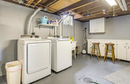 half Mi to Boat Launch Family Getaway in Menasha! - Foto 25