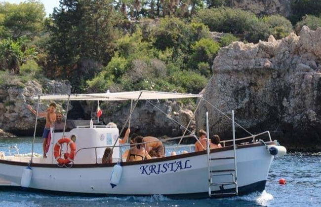 Paseo en barco por la bahía de Giardini Naxos - Foto 5