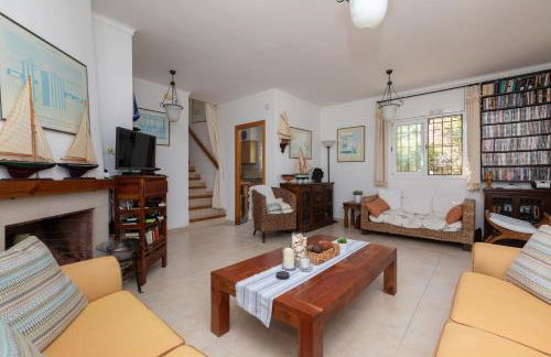 Detached Villa with Private Pool - Foto 16