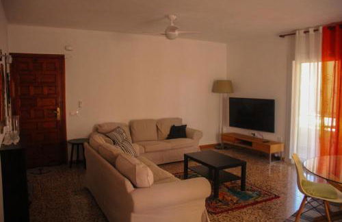 Piso superior tranquilo terraza y vistas A 45 min de Barcelona - Foto 18