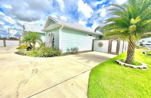 2 Fins Up, Beach Home, Private Pool , Golf Cart, 6 beds - Foto 7