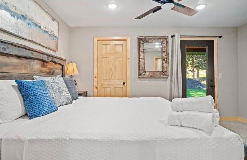 The Haven-Rustic Secluded Cabin - Foto 22