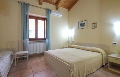 6 Bedroom Beautiful Home In Perdifumo - Foto 5