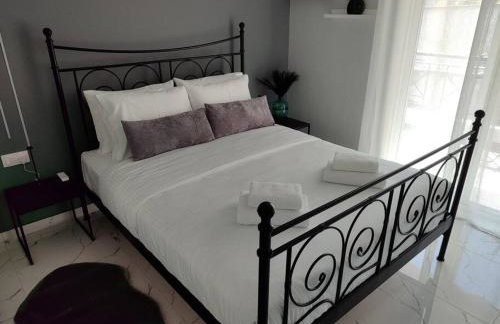 Amalia's Luxury Apartment - Photo 27