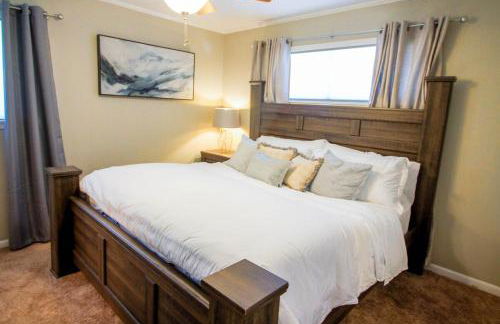 Luxury Midtown Home - Only a few blocks from FGH - Foto 13