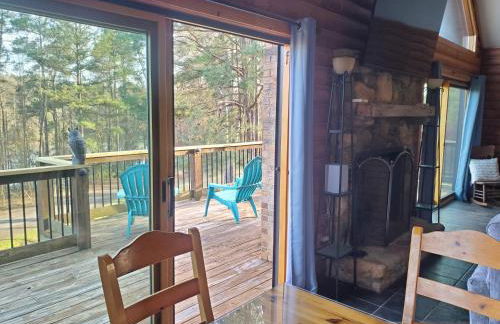 Gorgeous Cabin by Lake with Waterview and walking access - Foto 30