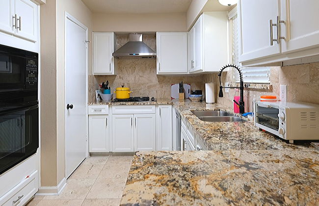 4Bdrm 2Bath 4Beds - Richmond - Foto 7