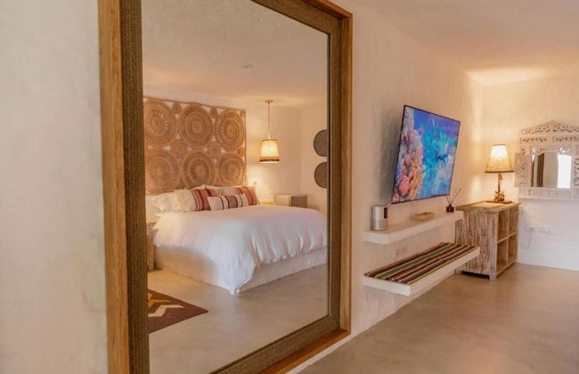 Bora Bora Cartagena - Photo 23