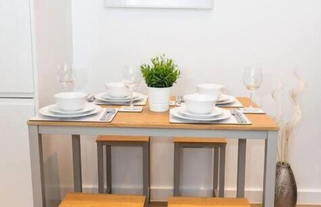 Absolute Stays at The Ziggurat-st Alban Train Station-harry Potter World - Foto 13