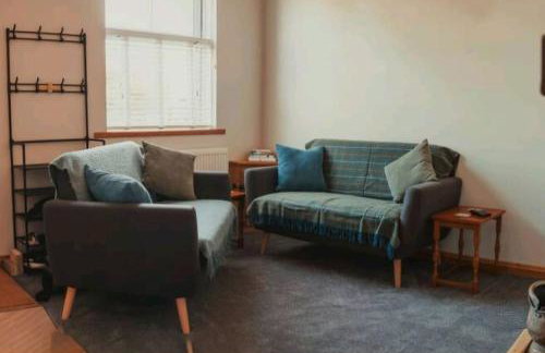 Charming 2 Bedroom Cottage mid town on quiet road, sleeps 4 - Foto 6