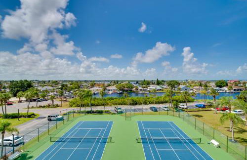 Private Beach Access and Gulf Views Hudson Condo! - Foto 24