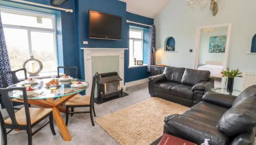 The Stable - Photo 5