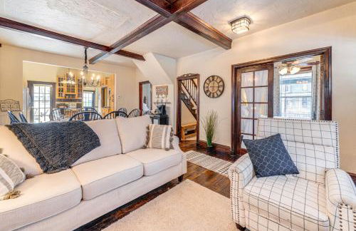 Historical Dtwn Loveland Home with Wraparound Porch! - Foto 6