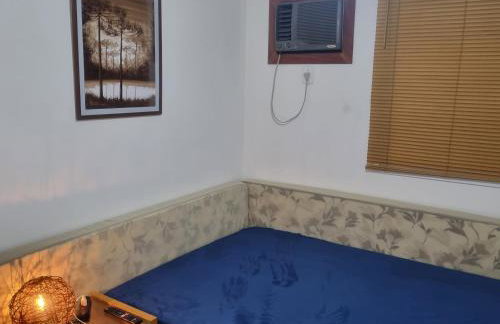 Apartamento Frente para o Mar - Varandão com Blindex - Vista para o Mar - 1 Suite e mais 2 Quartos-Ar Condicionado - 2 Vagas - BEIRA MAR - 70 metros da Praia ,TVS SMART GERAL -WI-FI -DISNEY PLUS- PORT 24 HORAS-KIT PRAIA-ROUPA DE CAMA 2 XCASAIS - Foto 49